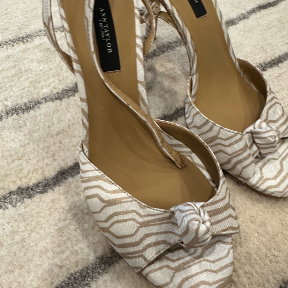 Ann Taylor Beige Patterned Heels - Picture 2 of 4